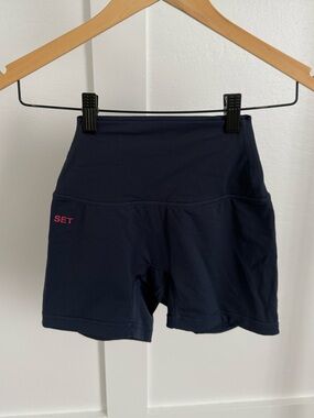 Set Active Airluxe Navy Biker Shorts